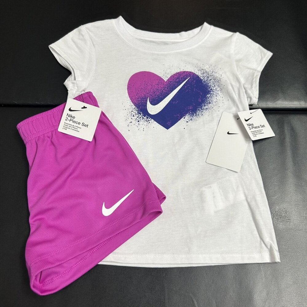 NWT Nike Glitter Athletic Set Girls Size 6 - Picture 1 of 4